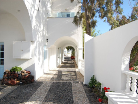 Drossos Hotel (Perissa - Santorini)