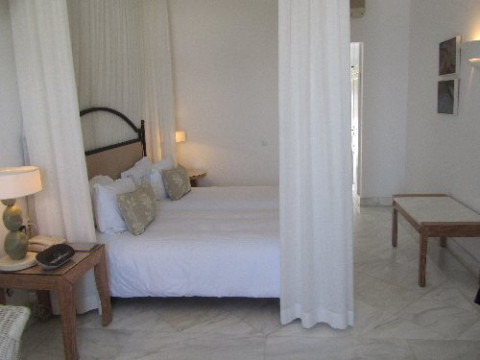 Mykonos Grand (copii doar in suite in perioada 01.08-24.08)