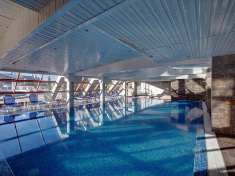 REDENKA HOLIDAY CLUB
