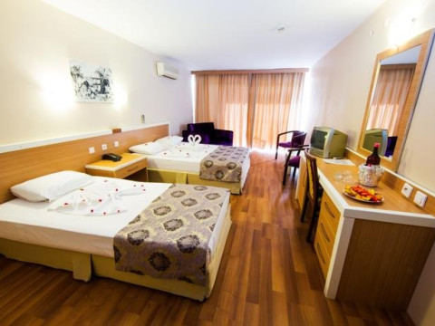 Tuntas Hotel