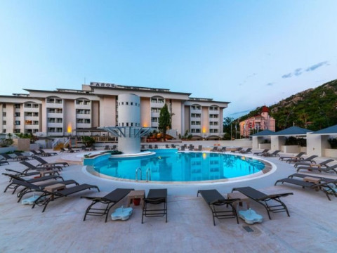 FAROS PREMIUM BEACH