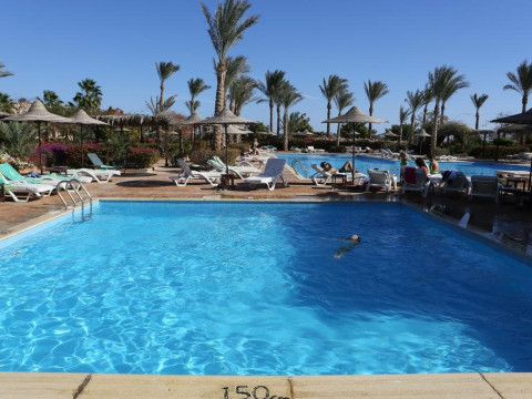 TAMRA BEACH RESORT