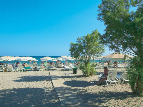 Costa Lindia (D)