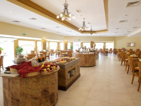 Bin Majid Beach Hotel