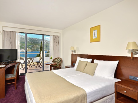 Iberostar Waves Bellevue (R)