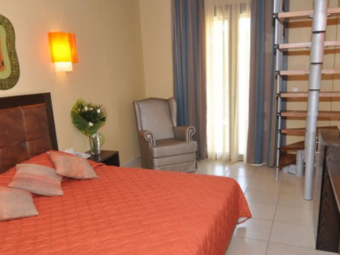 Atrium Hotel (Potos)