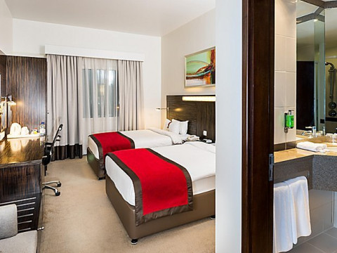 HOLIDAY INN EXPRESS DUBAI INTERNET CITY