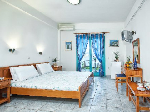 Lichnos Bay Village Hotel