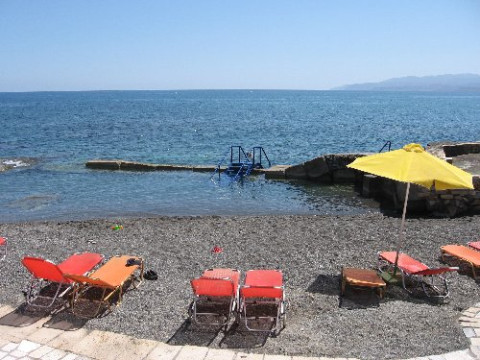 Eri Beach Village