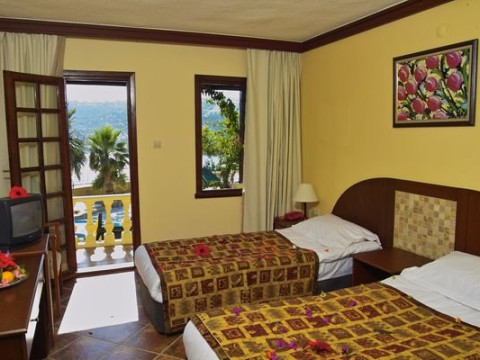 GREEN BEACH RESORT (Gundogan)