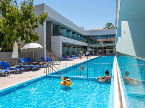 White Olive Premium Hotel (Laganas)