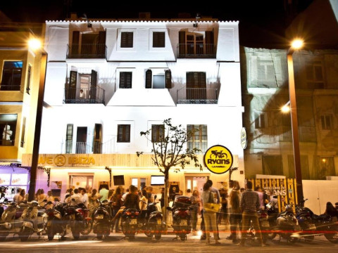 RYANS LA MARINA HOTEL