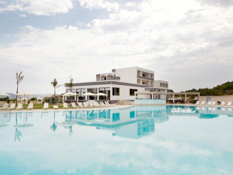 Evita Resort