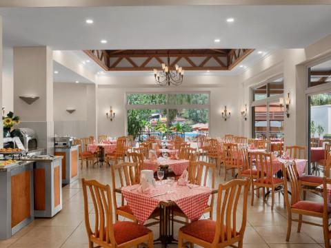 AKKA HOTELS CLAROS