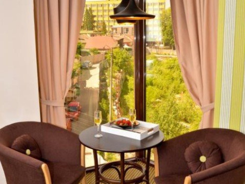 Hotel Capitolina City Chic
