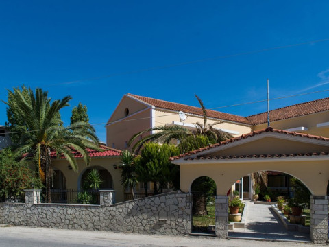 Perkes Complex (Laganas)