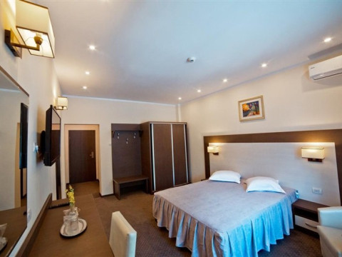 Hotel Evergreen