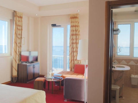 Hotel Aragosta (Durres)
