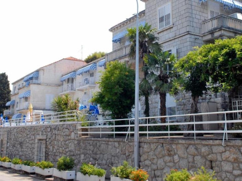 Komodor - Dubrovnik