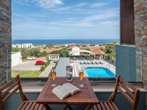 EVALIA APARTMENTS 