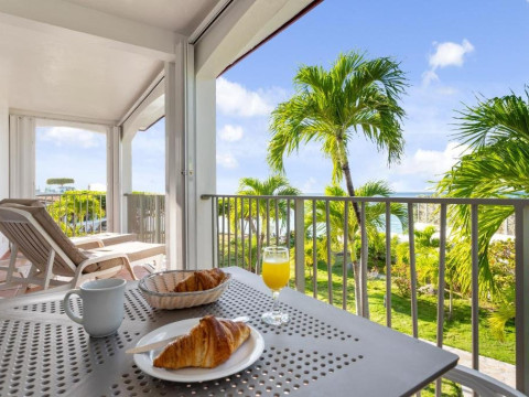 GRAND CASE BEACH CLUB (SAINT MARTIN, FR)