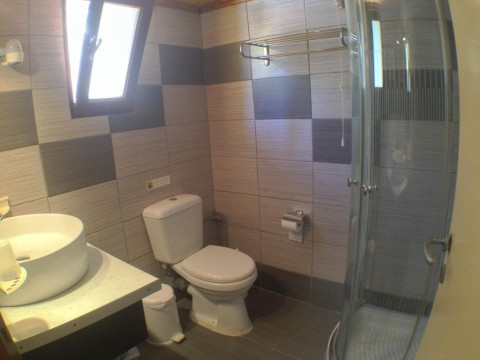Politia Hotel (F)