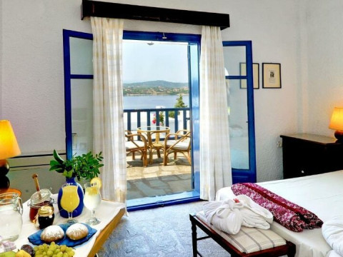 Agionissi Resort