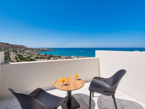 Minois Boutique Hotel
