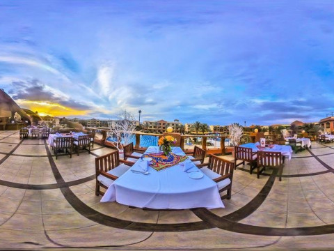 Regency Plaza Aqua Park and Spa Resort