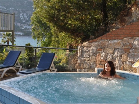 TURUNC RESORT HOTEL