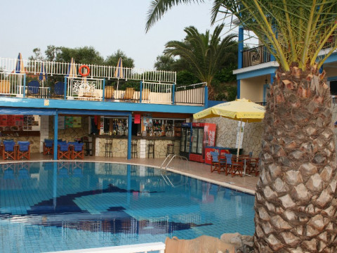 Christina Studio (Tsilivi)