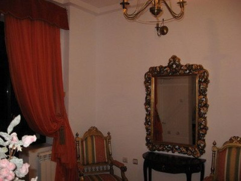 COROANA MOLDOVEI