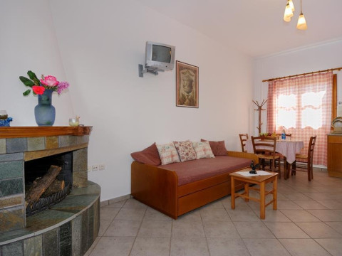 Charoula Studios and Maizonettes - Platanias