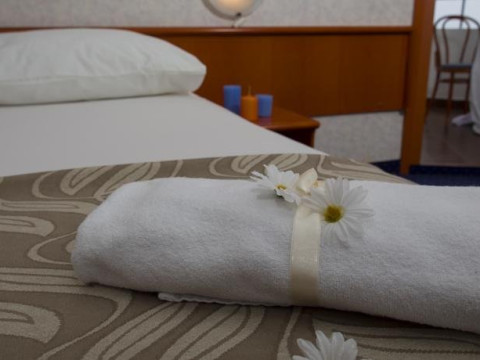Hotel Laguna (Gradac)