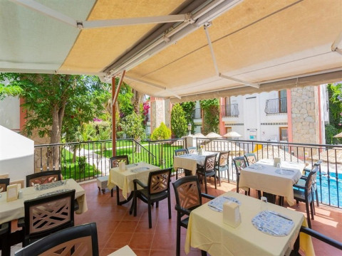 KRISS HOTEL