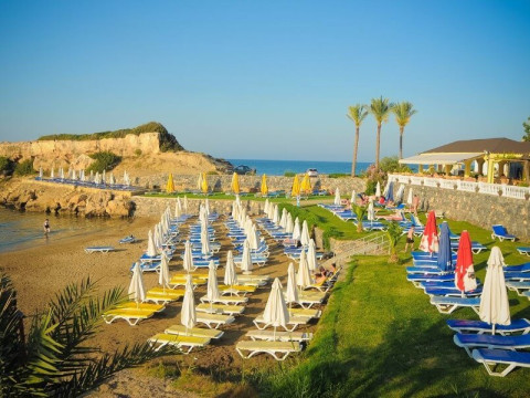 Riverside Garden Resort 4*