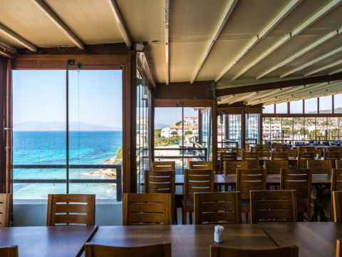 SUNDAY BEACH HOTEL