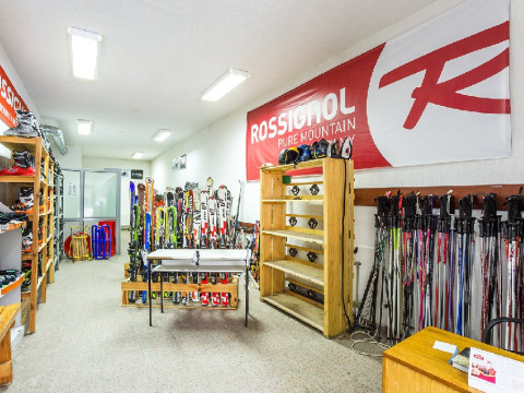 Stream Resort