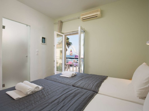 Paralia Studios (Kavos)