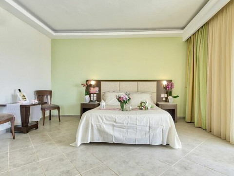 MAJESTIC SPA HOTEL 