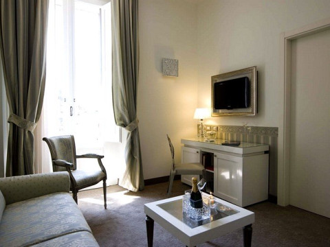 Hotel Oriente (Bari)