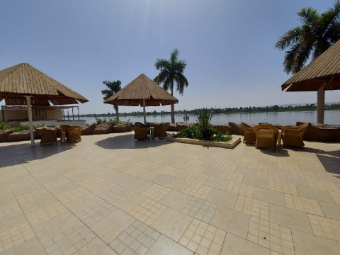 4 Nopti MS Carnival + 3 Nopti 5* Hotel Luxor