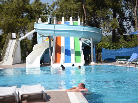 LINDA RESORT HOTEL