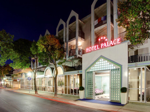 Hotel Palace (Sabbiadoro)