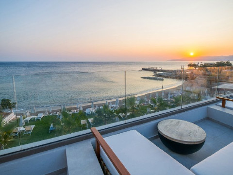 Akasha Beach Hotel and Spa (Hersonissos)