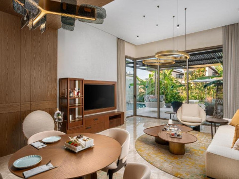 BAYOU VILLAS BY LARA BARUT COLLECTION