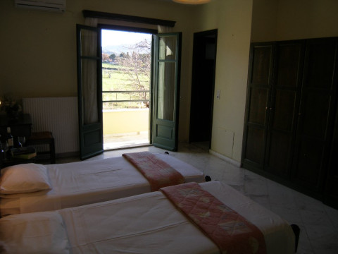 Elektra Apartments and Studios, Petra