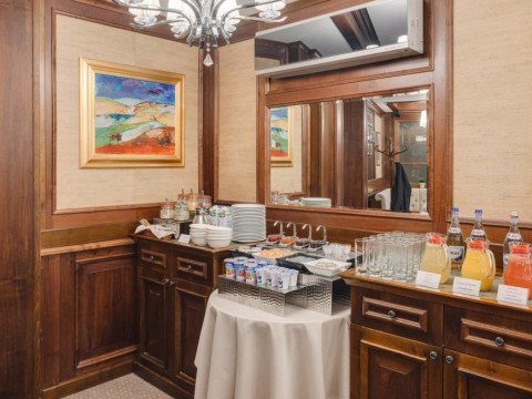Hotel Meridian