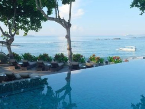 Candi Beach Resort Spa