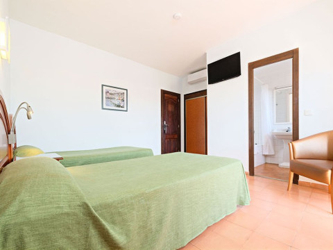 AZULINE GALFI HOTEL